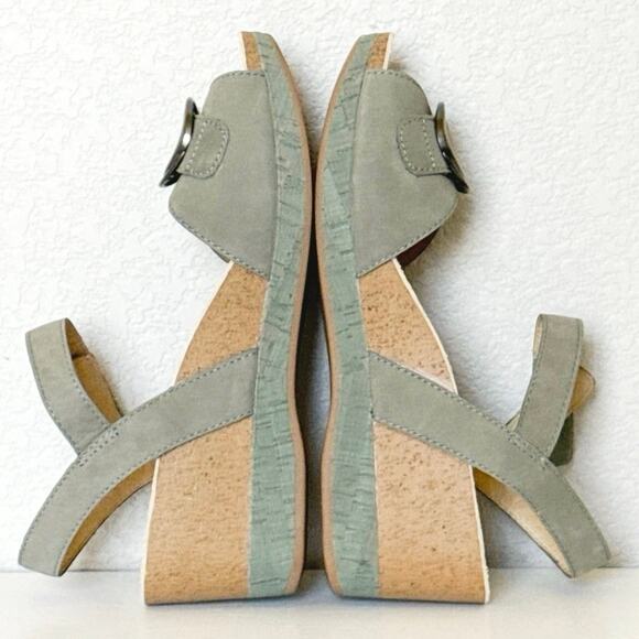 Dansko Stella Ankle Strap Platform Wedge Sandal Women’s Sz EU40/US 9.5-10 EUC - Picture 3 of 12